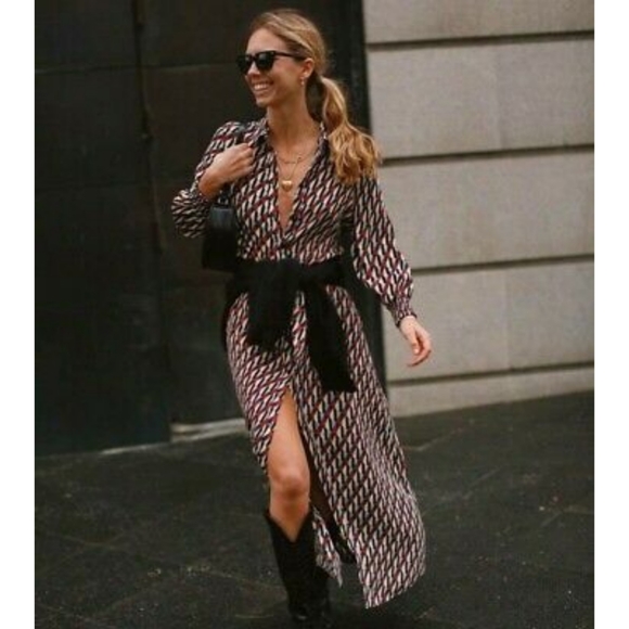 Zara maxi dress with neck ties - Picture 3 of 17